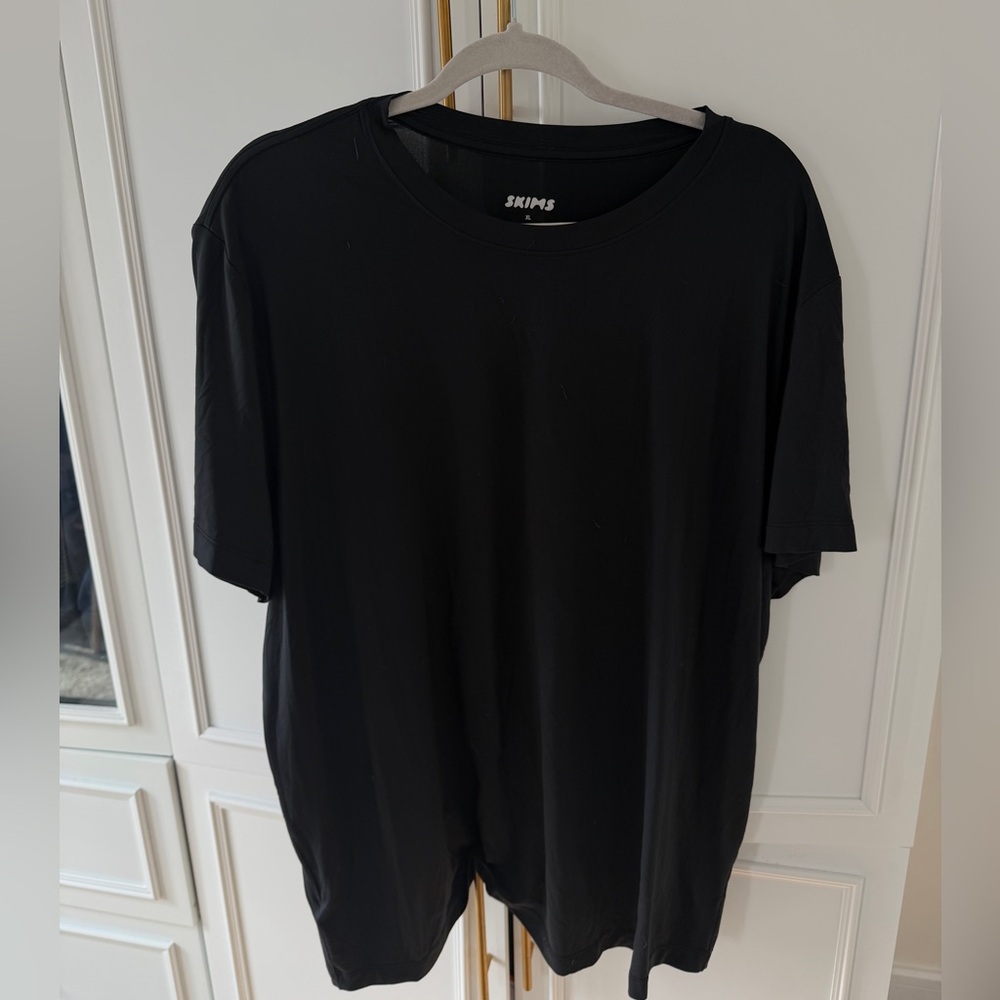 SKIMS Classic Black Short Sleeve Tee